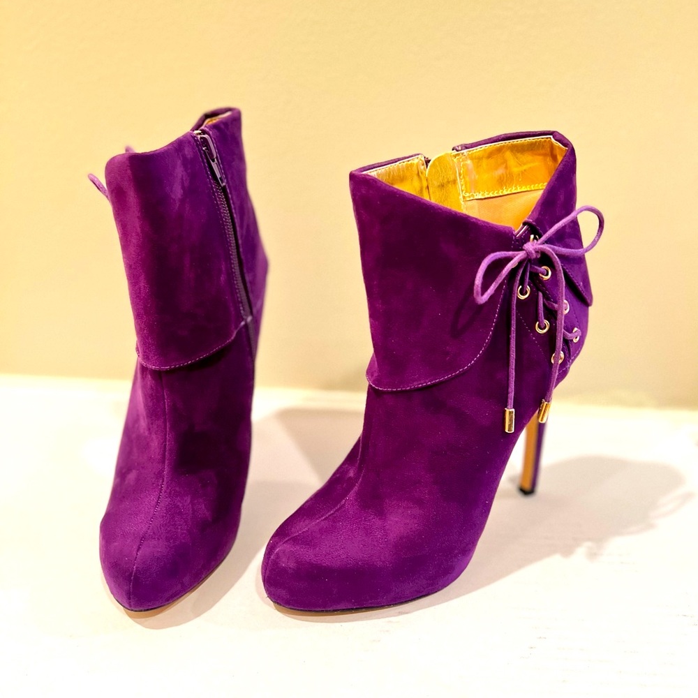 Thalia Sodi Booties